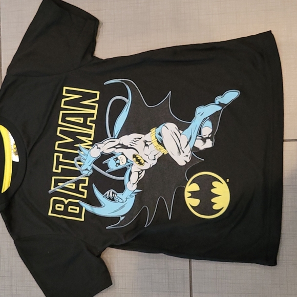 Batman Tee Size 7 - Picture 1 of 1